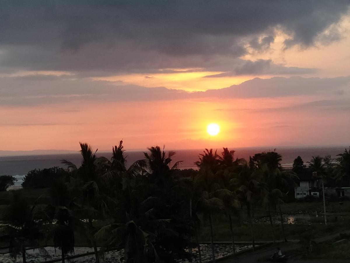 Medewi Beach View Villa Jembrana Exterior foto